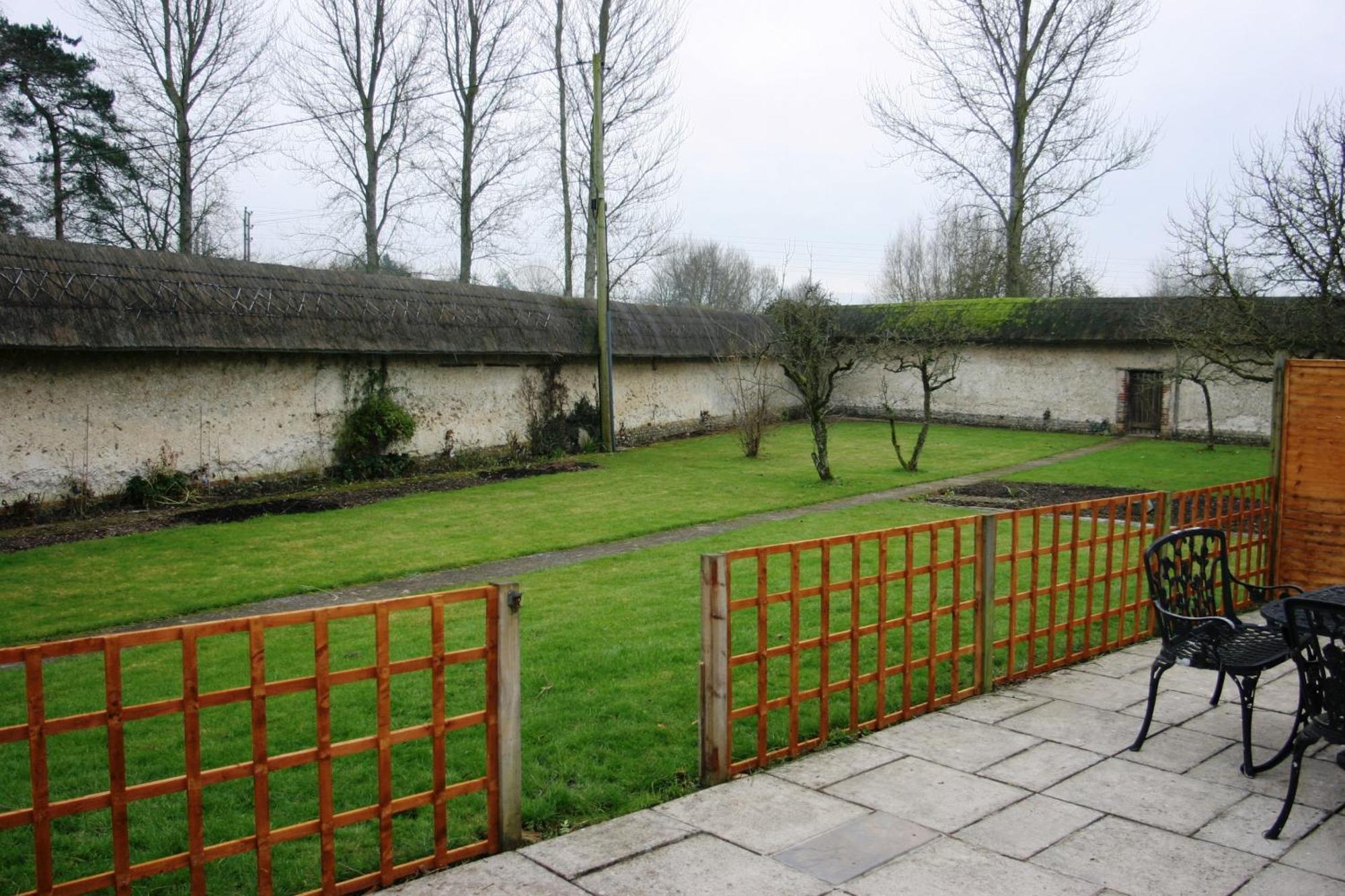 The Old Stables Self Catering Villa Salisbury Exterior photo